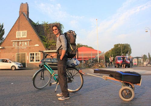 荷兰街头艺人生活现实