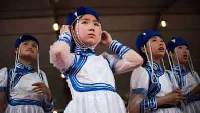 儿童节中国蒙族儿童庆祝节日