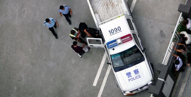 富士康跳楼悲剧谁之过？