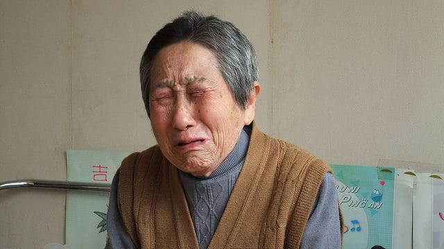 一个没有根的群体 – 中国失独者