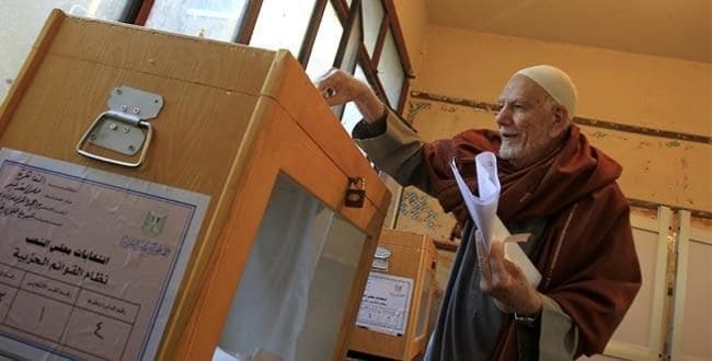 埃及大选开局，民众意见严重分歧