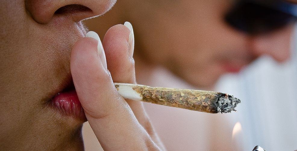 荷兰青少年吸食大麻成瘾者增多