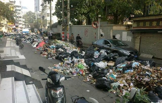 南京环卫工人大罢工：昔日“牛马”要做人