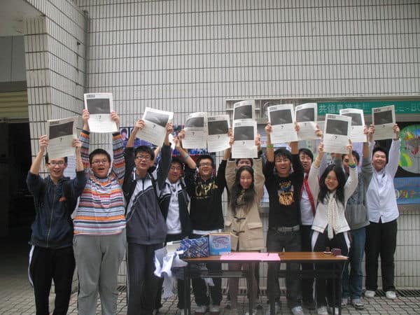 《涅槃周刊》生存录：用什么来延续‘自由之梦’ (图)