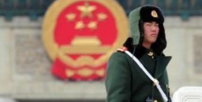 欧盟“可能取消对华武器禁运”