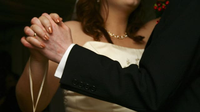 张敬婕：大学女教师的“拼夫”时代