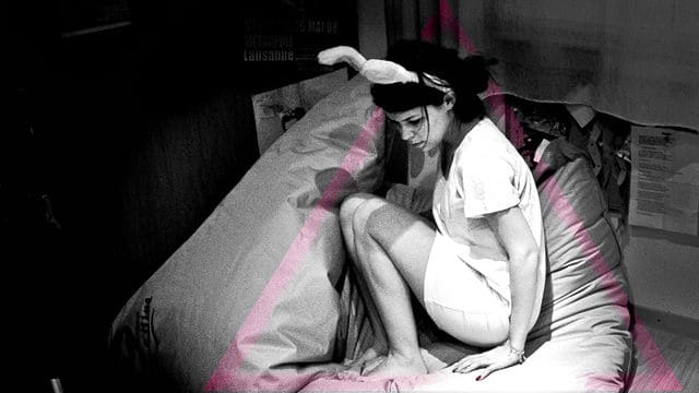 张敬婕：一女多男的“多轨制情感”故事
