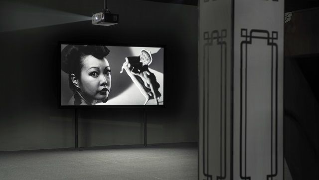 裸体《新女性》个展的理想彼岸