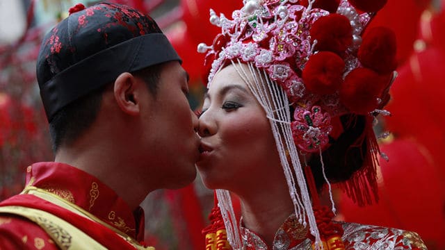 形式婚姻：解药还是毒药？