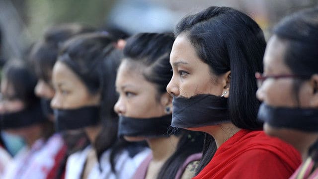裴谕新：我说是，才是！