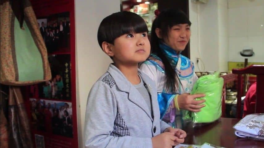 【传媒生力军】寻找认同感的“袖珍”皮影艺人
