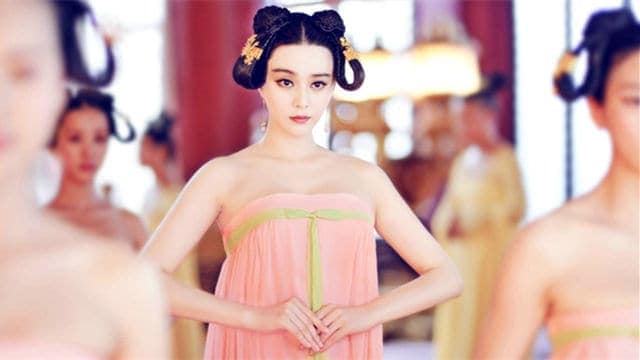 武媚娘被“切胸”呼唤开明的性文化
