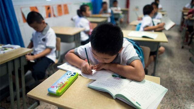 南桥：双语育儿让我们成为穷爸爸穷妈妈