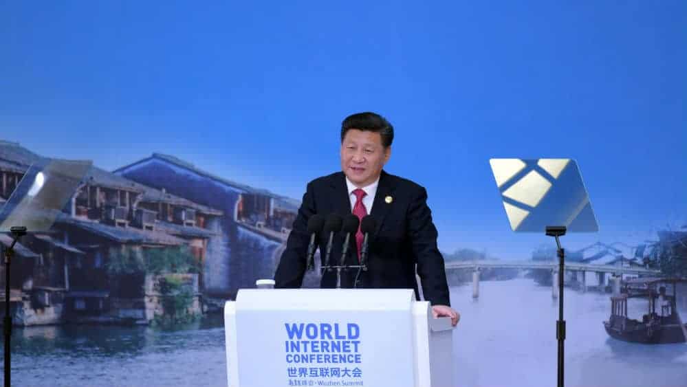荷媒看中国：反腐和官商关系及世界互联网大会